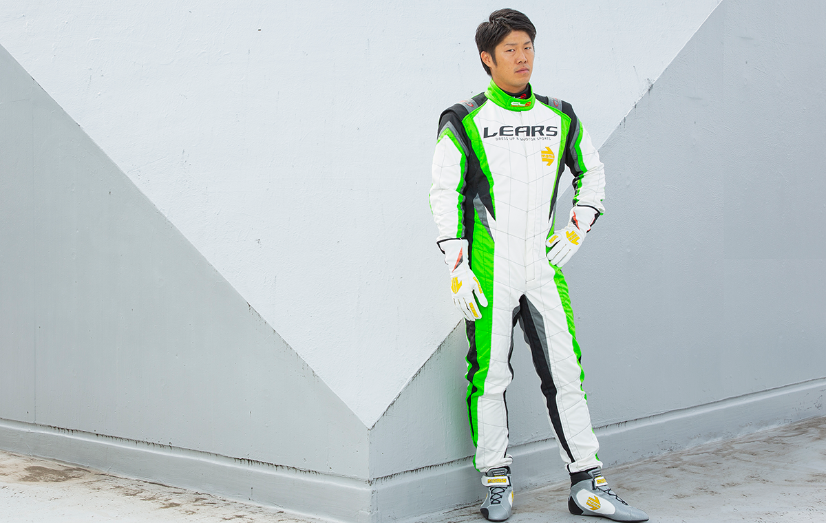CLAレーシングスーツ No.3